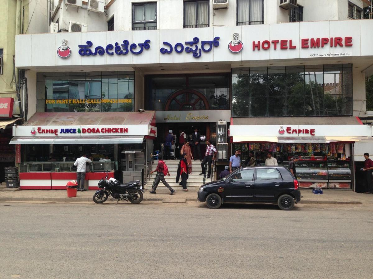 Hotel Empire Central Street Bangalore Exteriör bild